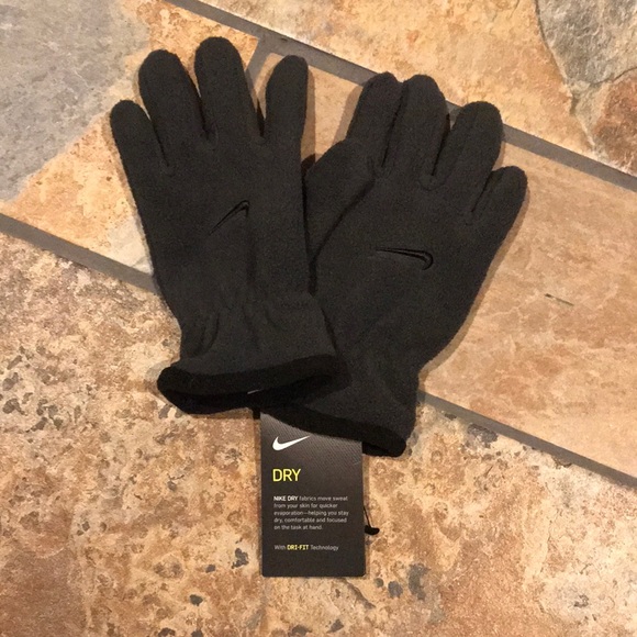 Nike Dri-Fit gloves - Picture 1 of 2